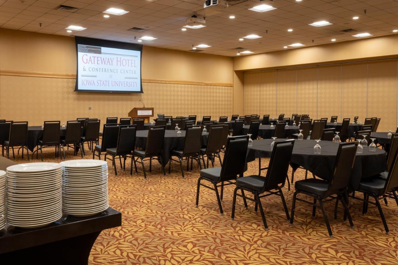 Gateway Hotel And Conference Center Ames Exterior foto